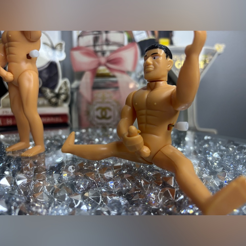 Macho man wind ups naughty toys for naughty people (1) - Picture 9 of 9